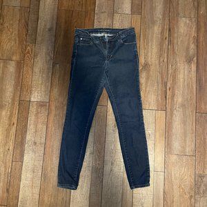 Tahari Women's Jeans- Stretchy Size 8